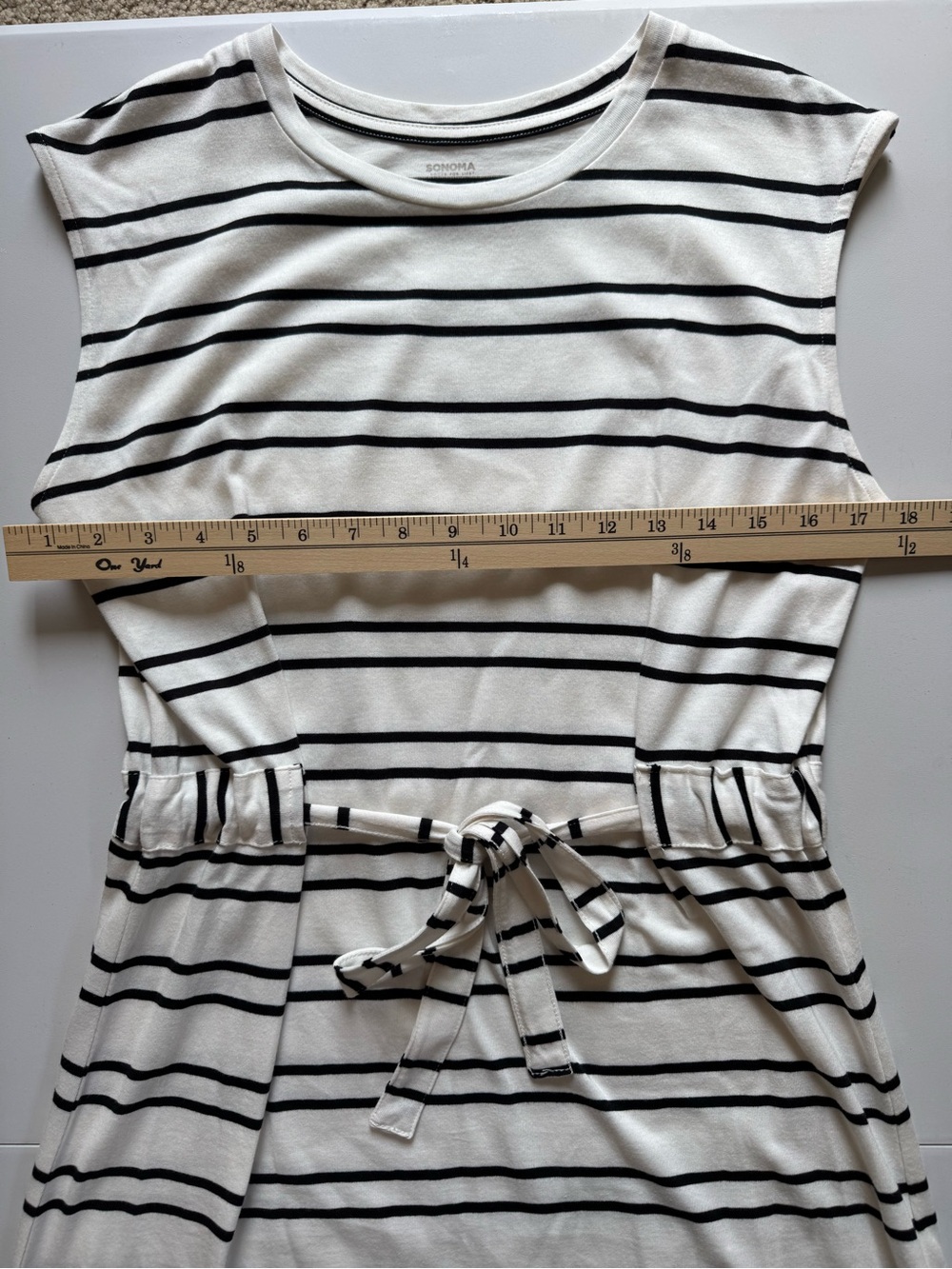 Sonoma Striped Tie-Waist Midi Dress in White and Black Stripes T-Shirt Small S - Picture 2 of 4